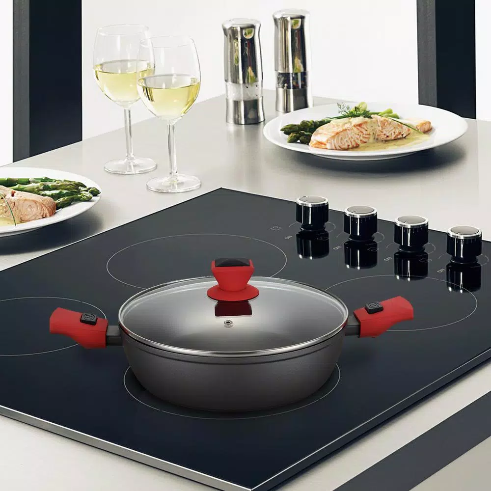 AMERCOOK 10 in. Round 4.5 Litre Low Casserole Pan and Glass Lid with Detachable Handle