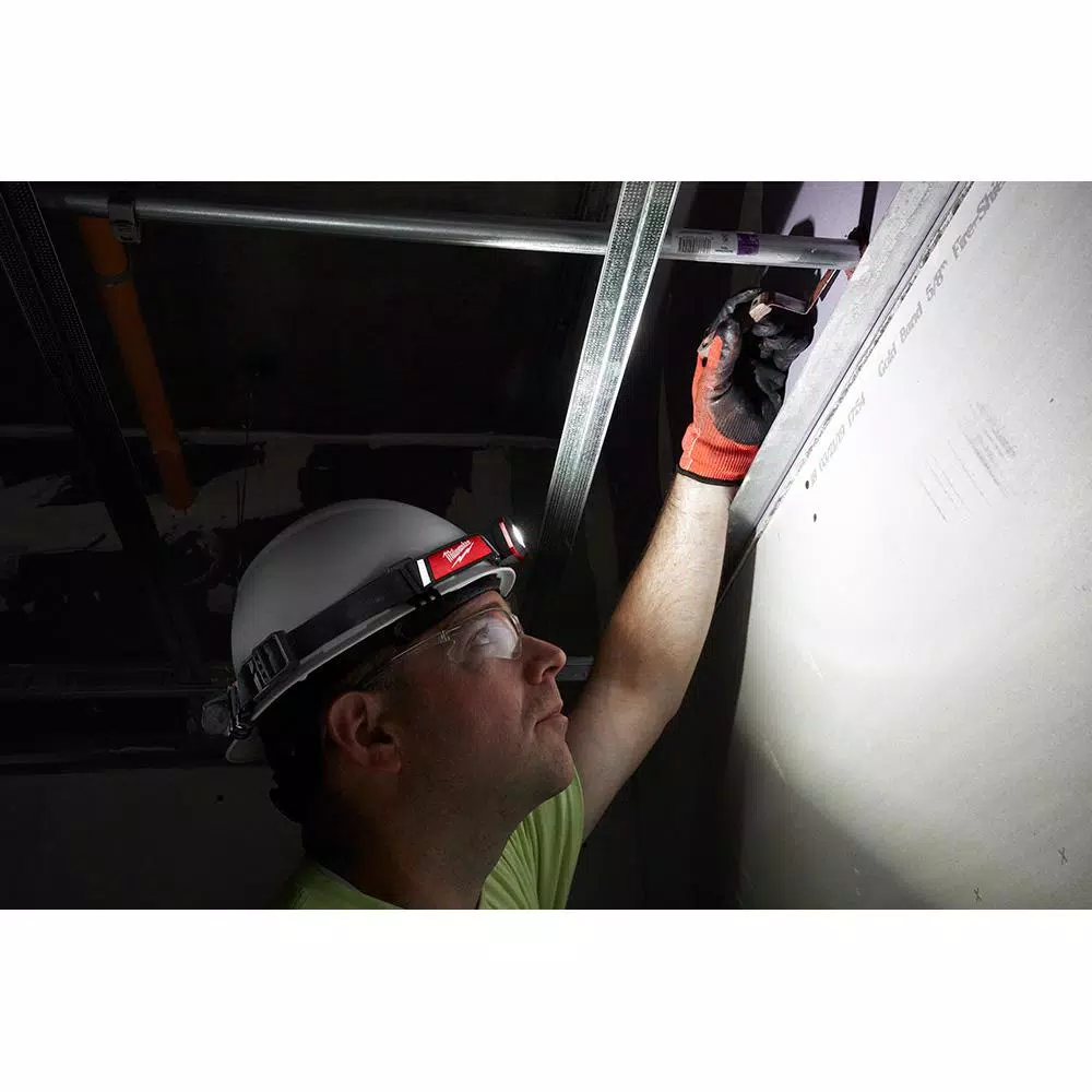 Milwaukee 600 Lumens LED USB Rechargeable Low-Profile Hard Hat Headlamp w/BOLT White Type 1 Class C Front Brim Vented Hard Hat