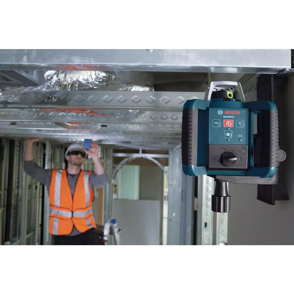 Bosch Heavy-Duty Aluminum Quick Clamp Elevator Tripod with Shoulder Strap