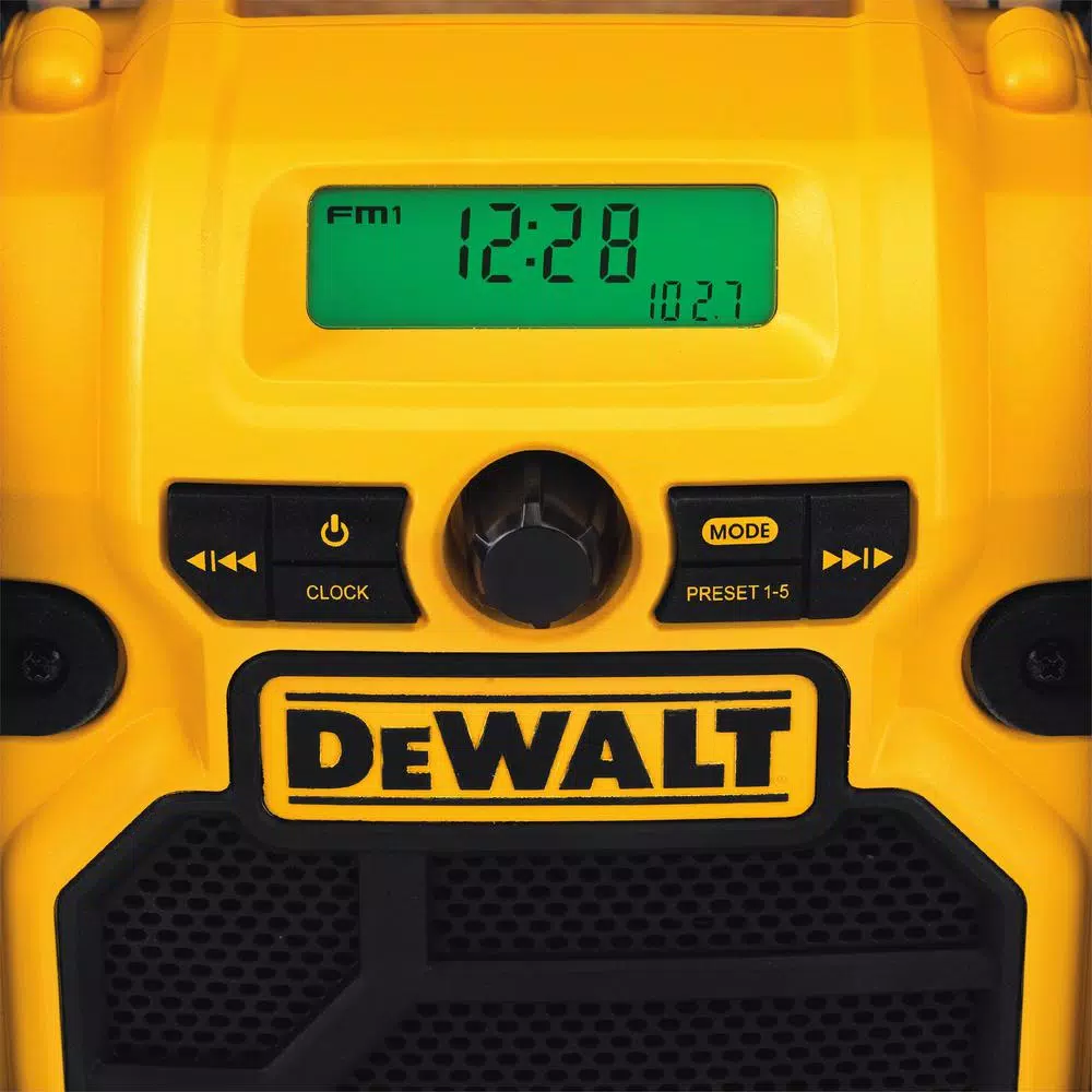 DEWALT FLEXVOLT 60-Volt MAX Cordless Brushless 7-1/4 in. Circular Saw, (1) FLEXVOLT 6.0Ah Battery & Worksite Radio