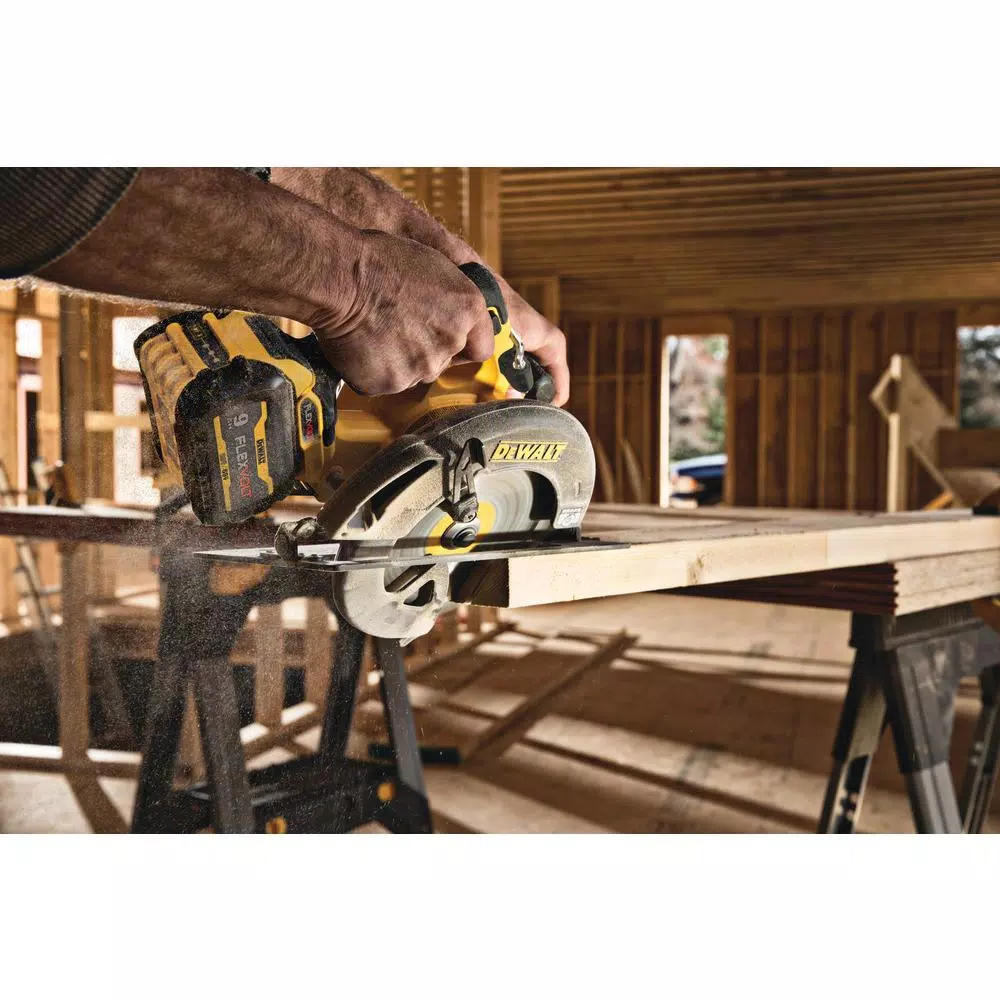 DEWALT FLEXVOLT 60-Volt MAX Cordless Brushless 7-1/4 in. Circular Saw with Brake, (2) FLEXVOLT 9.0Ah Batteries & Recip Saw