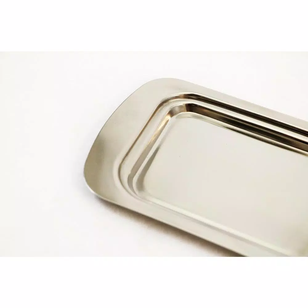 ExcelSteel 4.75 in. x 7.38 in. Stainless Steel Butter Dish with Plastic Cover