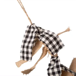 Glitzhome 6 ft. L Black and White Plaid Fabric/Linen Garland