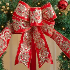 Home Accents Holiday 30 in Royal Easton Battery Operated Pine LED Pre-Lit Artificial Wreath with Timer