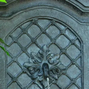 Sunnydaze Decor Rosette Resin Lead Solar Outdoor Wall Fountain
