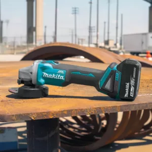 Makita 18-Volt 5.0Ah LXT Lithium-Ion Brushless Cordless 4-1/2 / 5 in. Cut-Off/Angle Grinder Kit