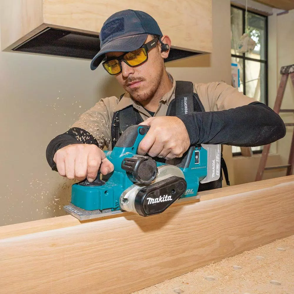 Makita 18-Volt LXT Lithium-Ion Brushless 3-1/4 in. Cordless Planer, AWS Capable, Tool Only