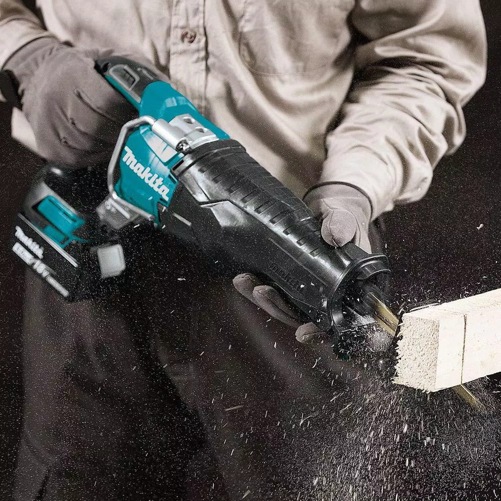 Makita 18-Volt 5.0Ah LXT Lithium-Ion Brushless Cordless Recipro Saw Kit with bonus 18-Volt LXT Lithium-Ion Battery Pack 5.0Ah