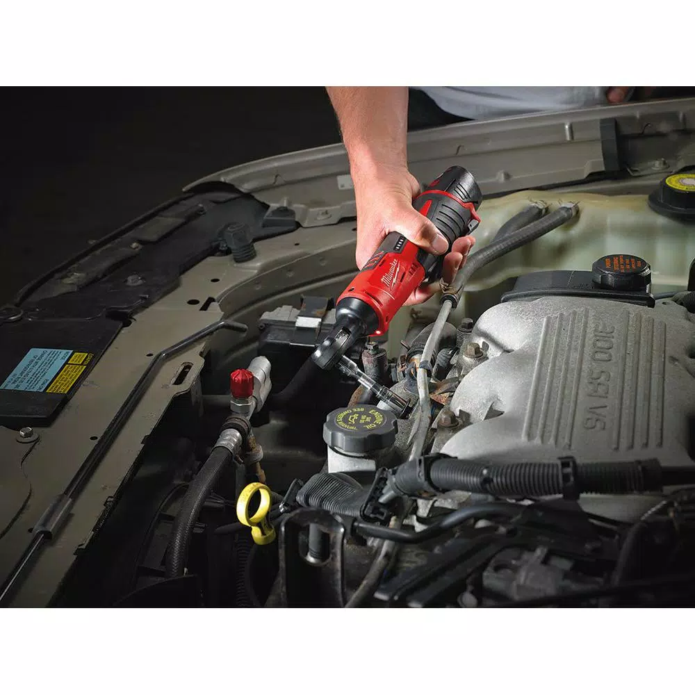 Milwaukee M12 12-Volt Lithium-Ion Cordless 3/8 in. Ratchet with 4.0 Ah M12 Battery