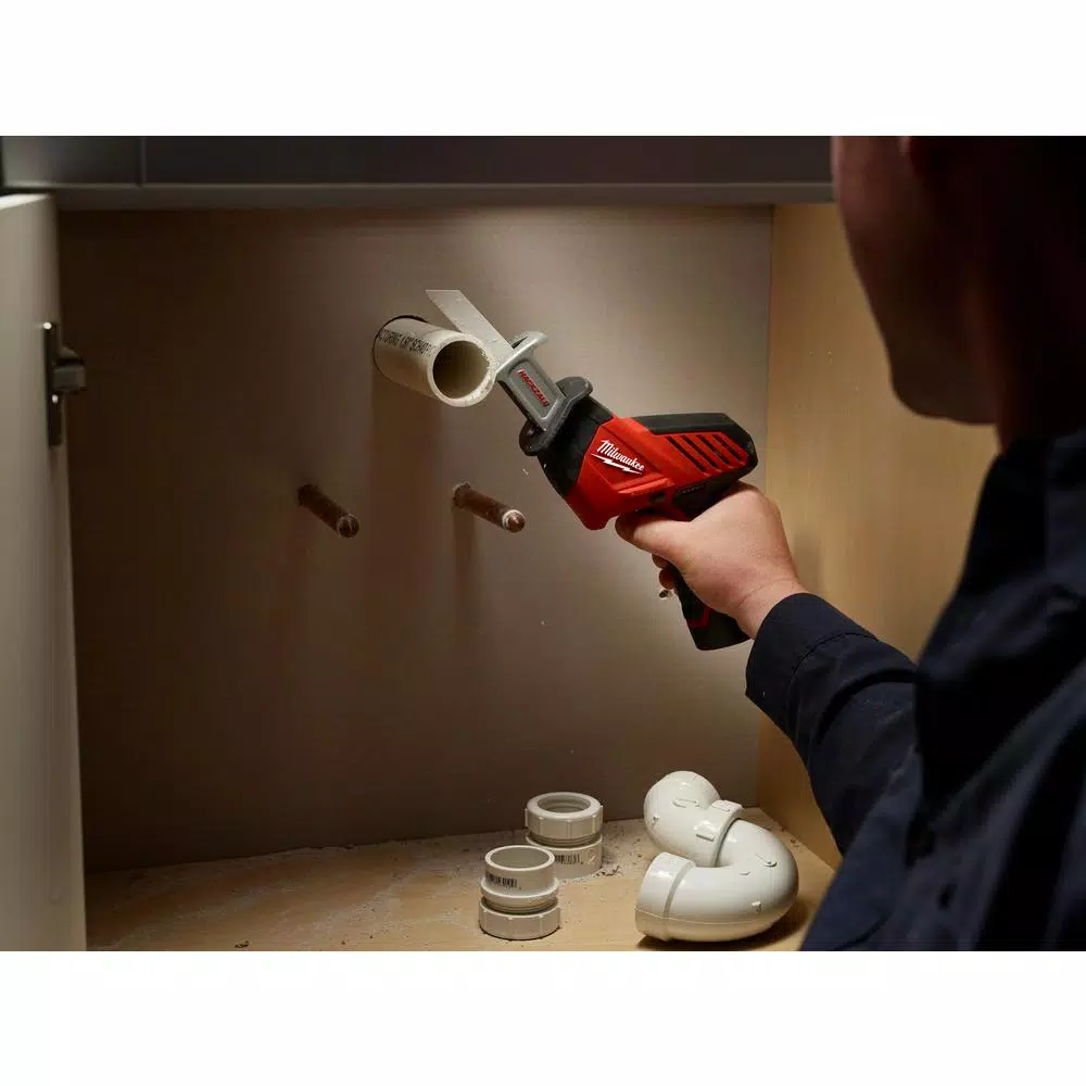 Milwaukee M12 12-Volt Lithium-Ion HACKZALL Cordless Reciprocating Saw Kit with (1) 1.5Ah Batteries, Charger & Tool Bag