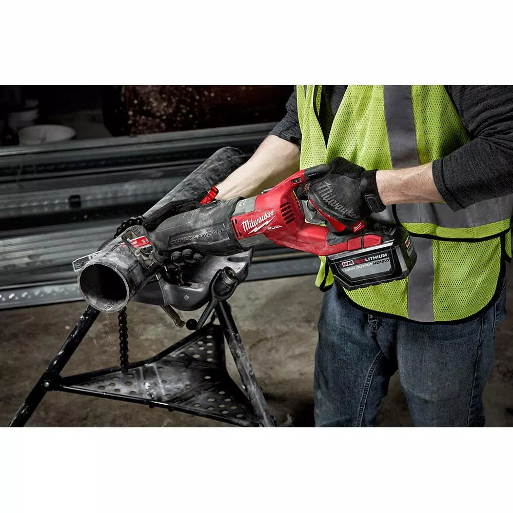Milwaukee M18 FUEL 18-Volt Lithium-Ion Brushless Cordless SUPER SAWZALL Orbital Reciprocating Saw W/ HIGH OUTPUT XC 8.0Ah Battery