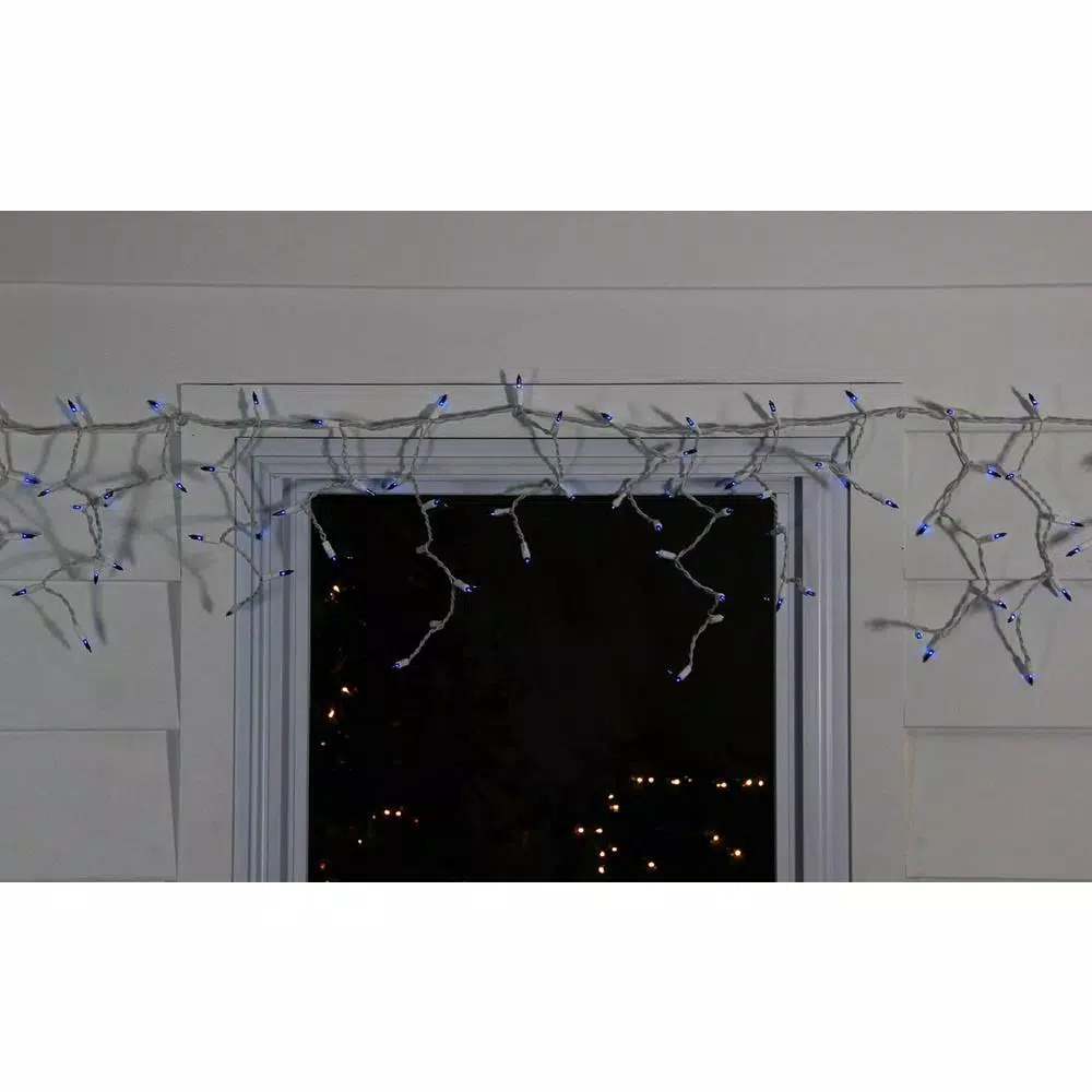 Northlight 7 ft. 100-Light Blue Mini Icicle Lights