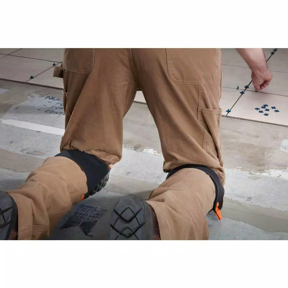 RIDGID Backerboard Scoring Knife with Gel-Foam Knee Pads
